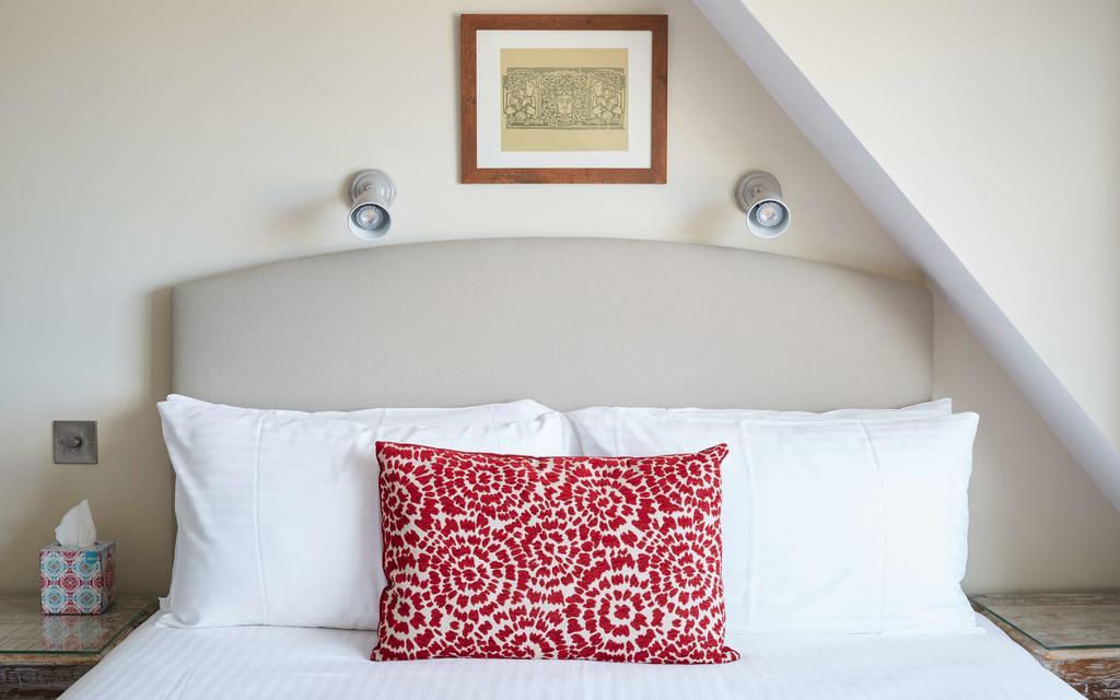 Ziggurat Boutique Hotel Saint Peter Port Экстерьер фото